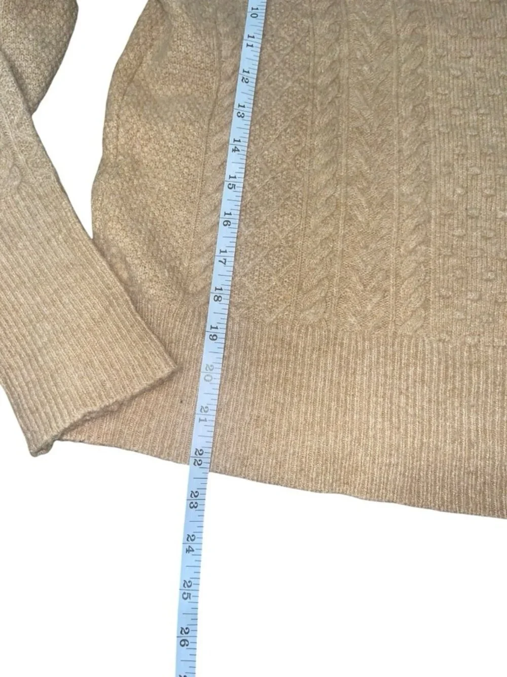 J CREW Women's Size Medium Stretch Wool-blend Cable-knit Crewneck Beige Sweater